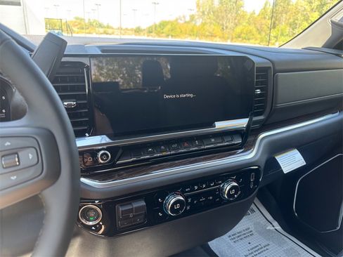 New 2026 GMC Sierra 1500 Elevation image 25