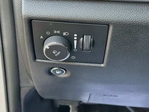 Used 2021 Jeep Grand Cherokee Limited AWD/4WD image 10