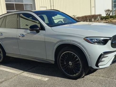 Used 2026 Mercedes-Benz GLC 300 GLC 300 image 3