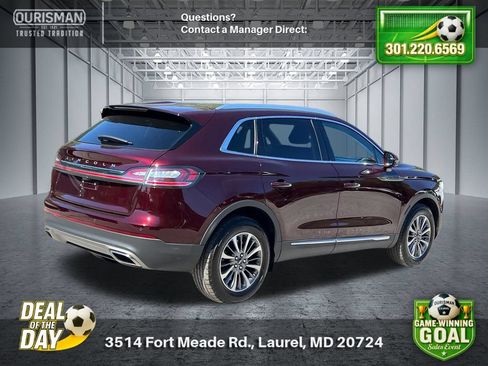 Used 2023 Lincoln Nautilus AWD w/ Premium Package image 3