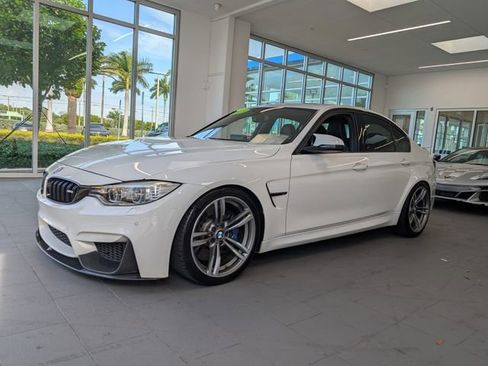 Used 2015 BMW M3 image 3