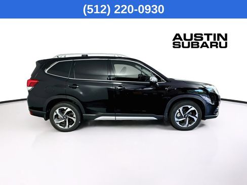 Certified 2022 Subaru Forester Touring AWD/4WD image 9