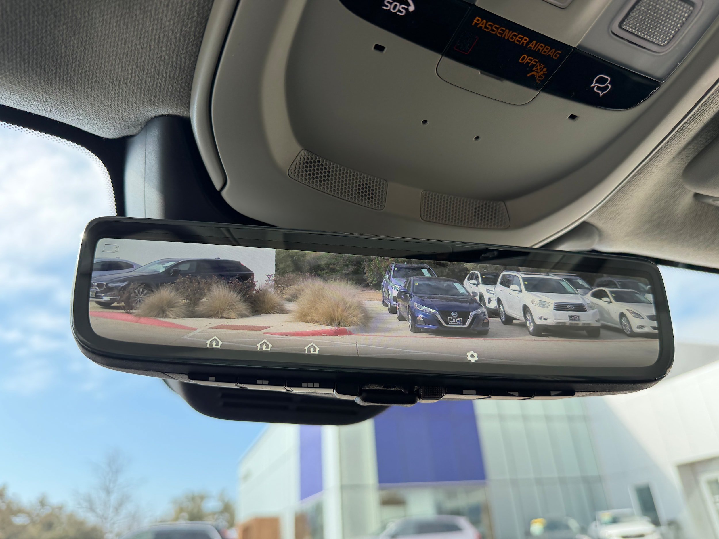 New 2026 Volvo XC40 B5 Ultra w/ Protection Package Premier AWD/4WD image 17