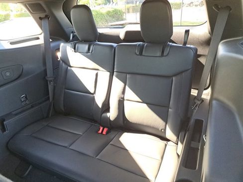 New 2026 Ford Explorer ST-Line w/ ST-Line Street Pack image 15