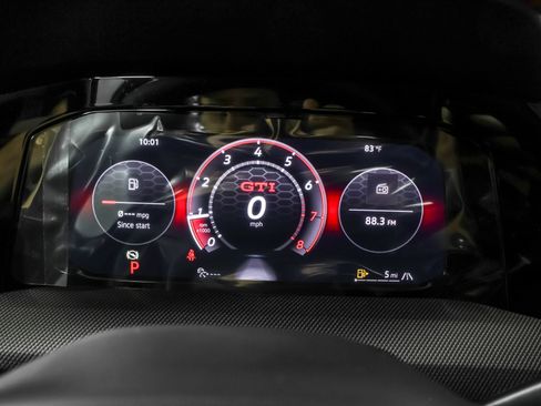 New 2026 Volkswagen GTI SE FWD image 25