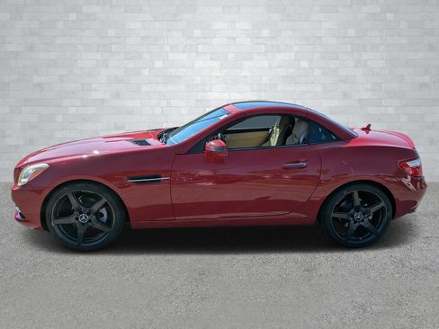 Used 2013 Mercedes-Benz SLK 250 image 8