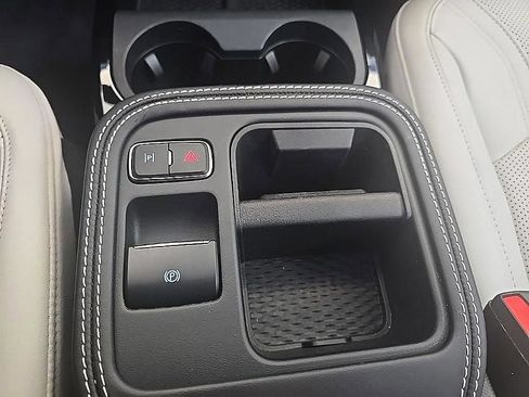 Used 2025 Ford Mustang Mach-E Premium AWD/4WD image 26