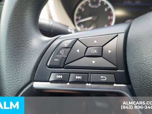 Used 2024 Nissan Sentra SV FWD image 11
