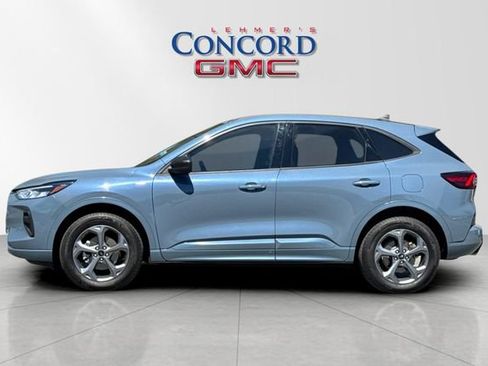 Used 2023 Ford Escape ST-Line w/ Tech Pack #1 AWD/4WD image 7