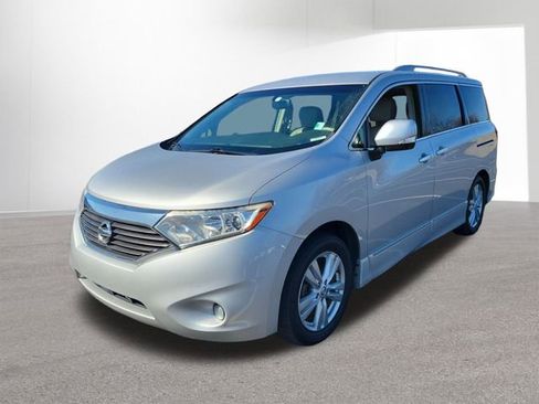 Used 2016 Nissan Quest SL w/ Value Cargo Package image 12