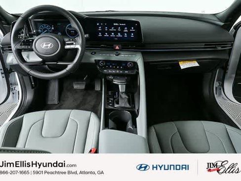 New 2025 Hyundai Elantra Limited w/ Cargo Package image 32