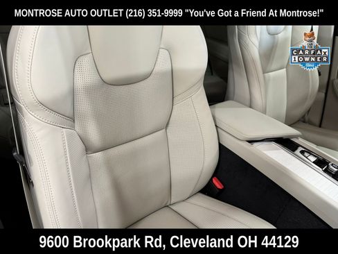 Used 2026 Volvo XC60 B5 Ultra image 49