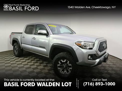 Used 2019 Toyota Tacoma TRD Off-Road AWD/4WD image 1
