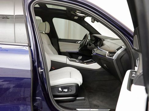 Certified 2023 BMW X5 M50i w/ Executive Package image 20