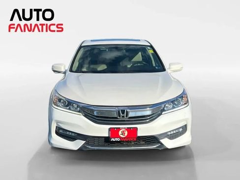 Used 2017 Honda Accord EX-L image 8