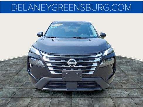Used 2024 Nissan Rogue S AWD/4WD image 8
