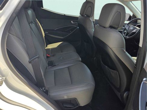 Used 2018 Hyundai Santa Fe Sport FWD image 14