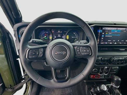 Used 2024 Jeep Wrangler Unlimited Rubicon 4xe image 8