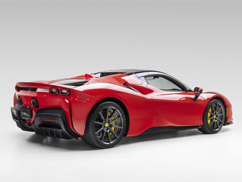 Certified 2025 Ferrari SF90 Spider AWD/4WD image 10