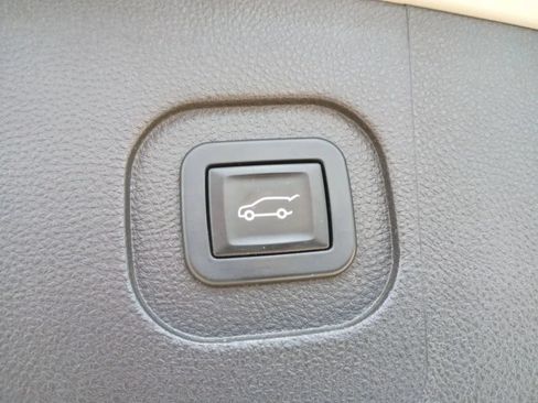 Used 2013 GMC Terrain SLT FWD image 21