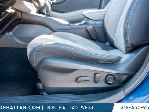 Used 2020 Subaru Outback Premium image 18