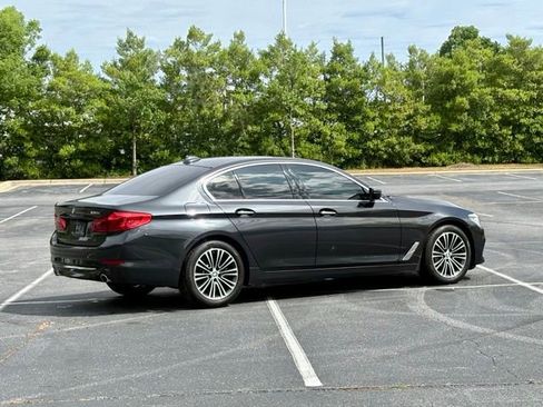 Used 2018 BMW 530i RWD image 8