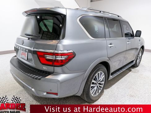 Used 2022 Nissan Armada SL w/ Captain's Chairs Package RWD image 5
