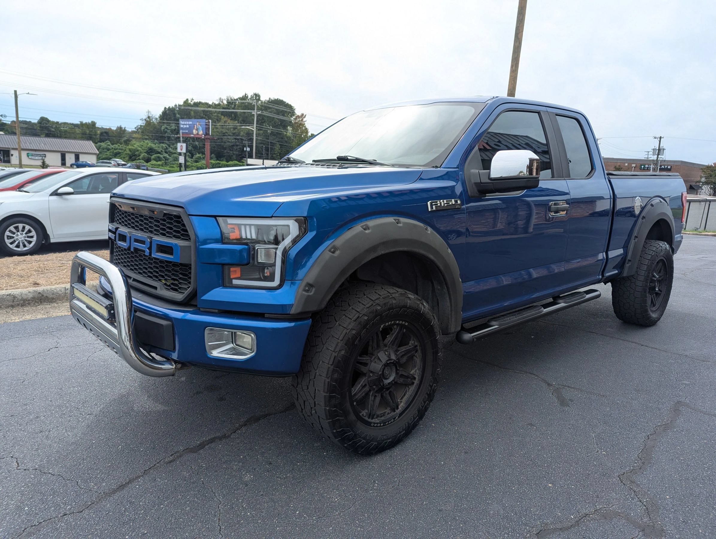 Used 2017 Ford F150 XL w/ Equipment Group 101A Mid RWD image 3