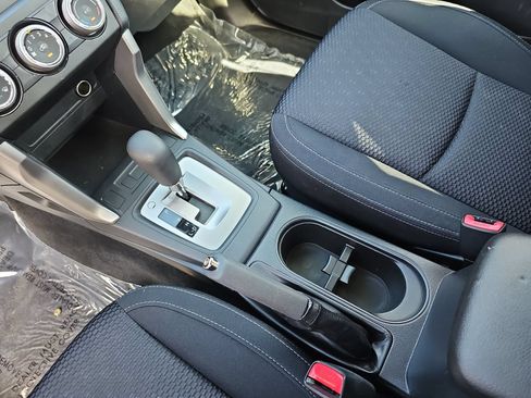 Used 2017 Subaru Forester 2.5i AWD/4WD image 25