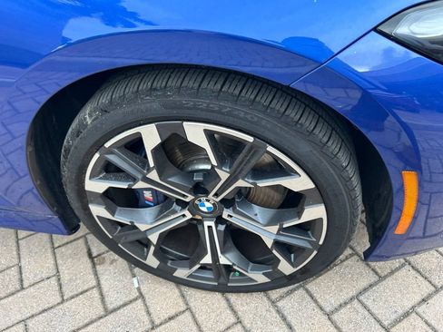 Used 2026 BMW 330i Sedan w/ M Sport Package RWD image 9