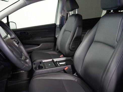 Certified 2026 Honda Odyssey EX-L image 28