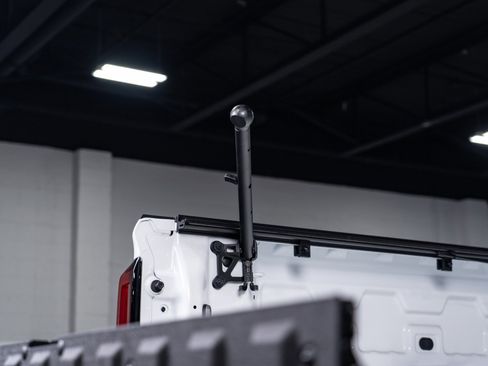 Used 2024 GMC Sierra 1500 SLT w/ SLT Convenience Package image 56