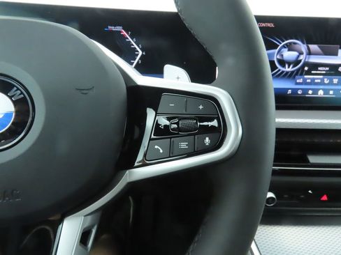 Used 2025 BMW 330i Sedan w/ M Sport Package image 13