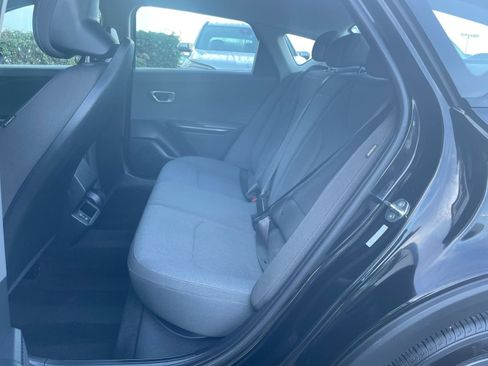 Used 2025 Kia K4 LXS image 38