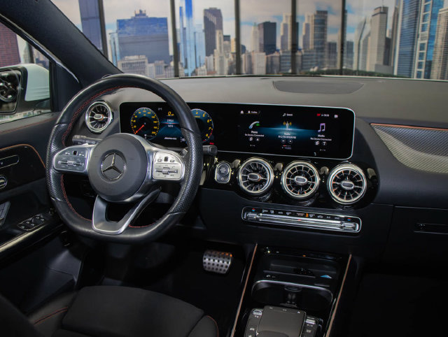 Used 2021 Mercedes-Benz GLA 45 AMG 4MATIC image 16