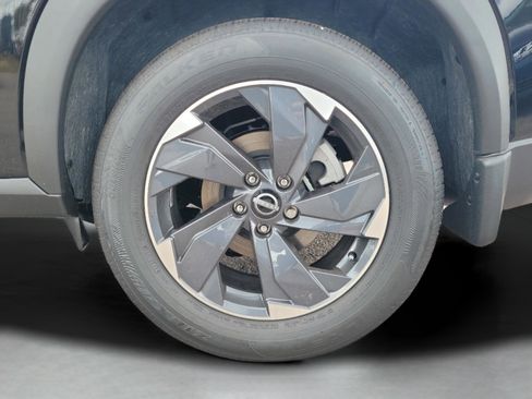 New 2026 Nissan Rogue SV w/ SV Premium Package image 6