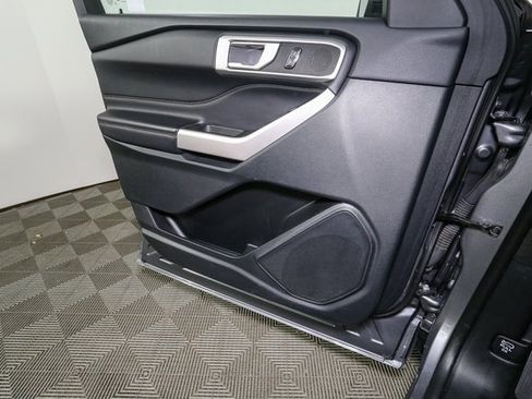Used 2023 Ford Explorer XLT w/ Equipment Group 202A image 36