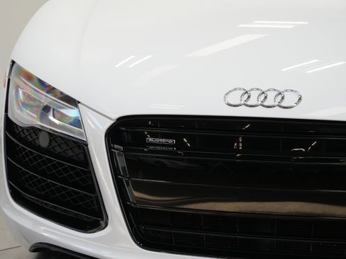 Used 2014 Audi R8 V8 AWD/4WD image 38