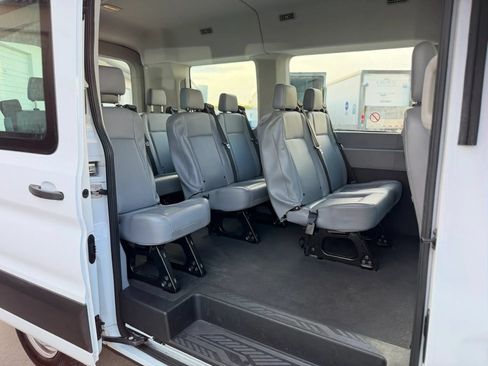 Used 2019 Ford Transit 150 XL RWD image 19