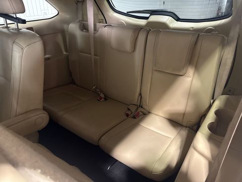 Used 2014 Toyota Highlander Limited AWD/4WD image 35