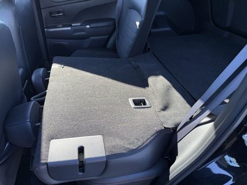 Used 2024 Mitsubishi Outlander Sport ES image 18