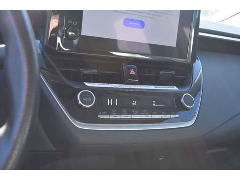 Used 2024 Toyota Corolla LE image 17