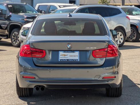 Used 2017 BMW 330i Sedan image 6