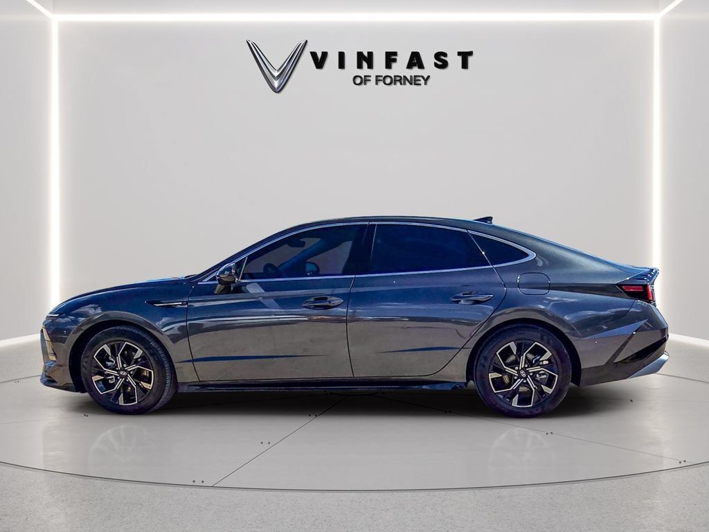 Used 2025 Hyundai Sonata SEL FWD image 3