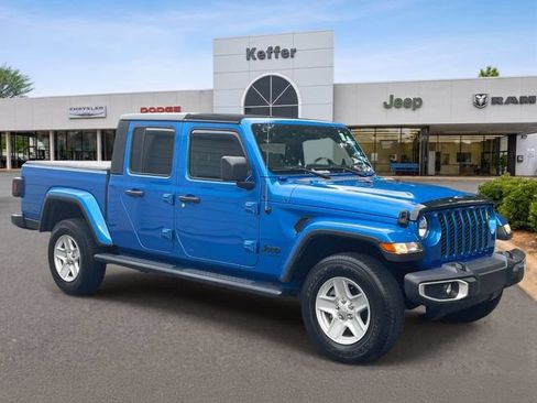 Certified 2023 Jeep Gladiator Sport AWD/4WD image 1