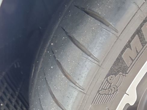 Used 2024 Chevrolet Corvette Stingray Coupe w/ Z51 Performance Package image 9