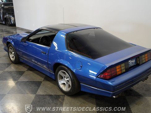 Used 1989 Chevrolet Camaro IROC-Z RWD image 28