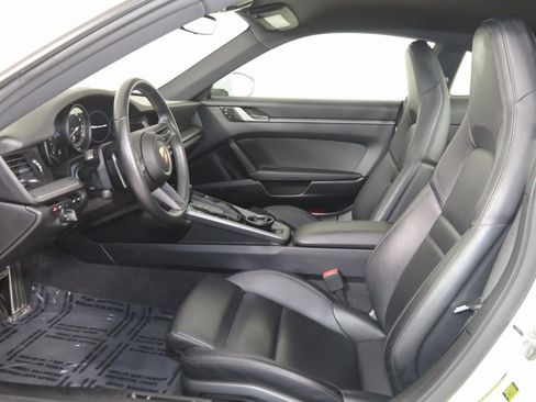 Used 2020 Porsche 911 Carrera S image 11