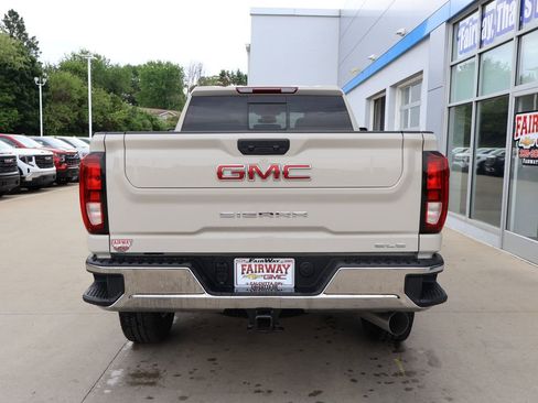 New 2026 GMC Sierra 3500 SLE w/ Preferred Package AWD/4WD image 9