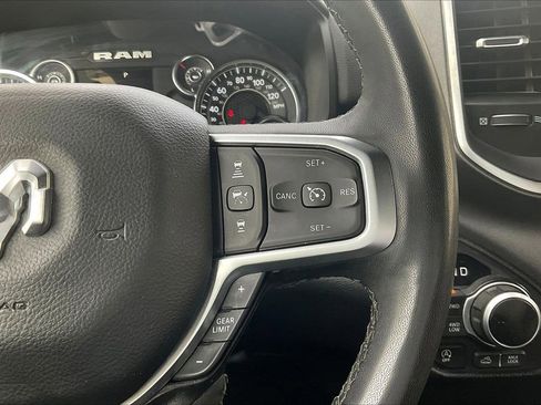 Used 2025 RAM 1500 Big Horn AWD/4WD image 31